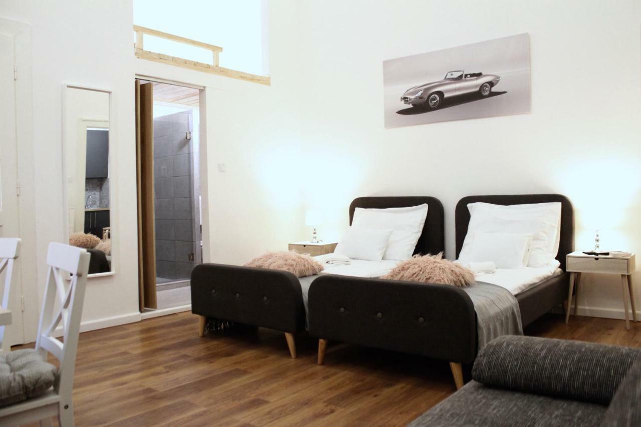 City Center Apartman - Weidlich Palace - Miskolc Ngoại thất bức ảnh